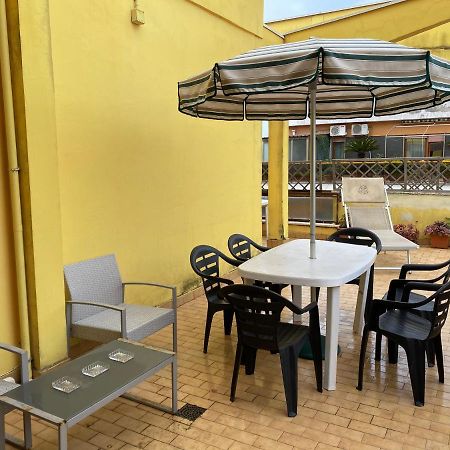Appartamento Zia Gesina Lido di Ostia Kültér fotó