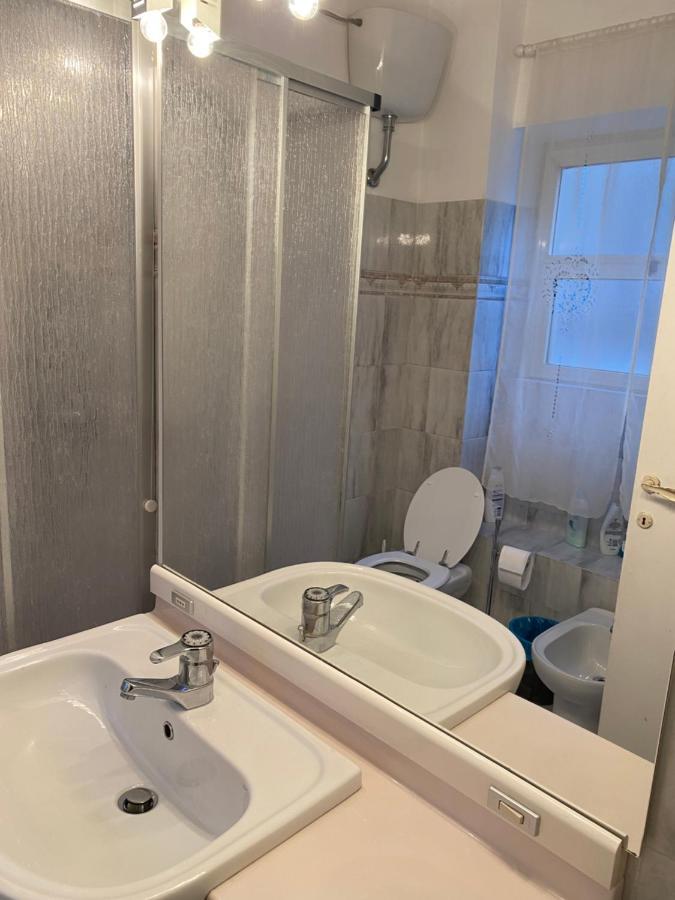 Appartamento Zia Gesina Lido di Ostia Kültér fotó