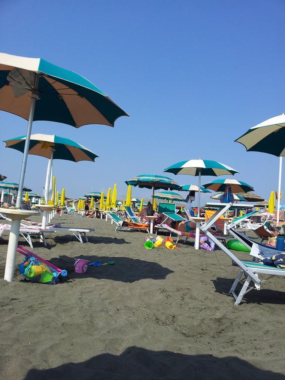 Appartamento Zia Gesina Lido di Ostia Kültér fotó
